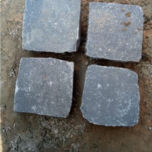 Black Quartzite Cobble Stone